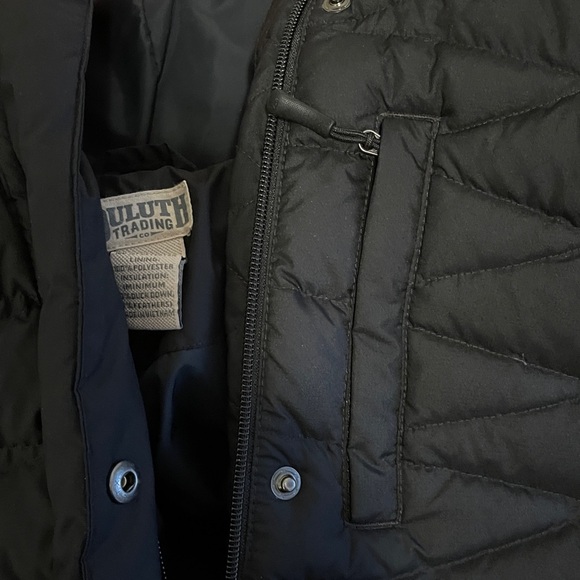 Duluth Trading Co Women's Black Puffer Coat - Picture 8 of 8